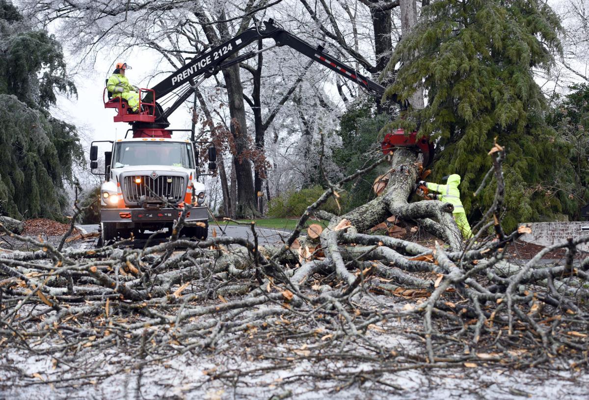 Ice Storm Leads To Power Outages Two Hour Delay For Winston Salem Forsyth County Schools Local News Journalnow Com