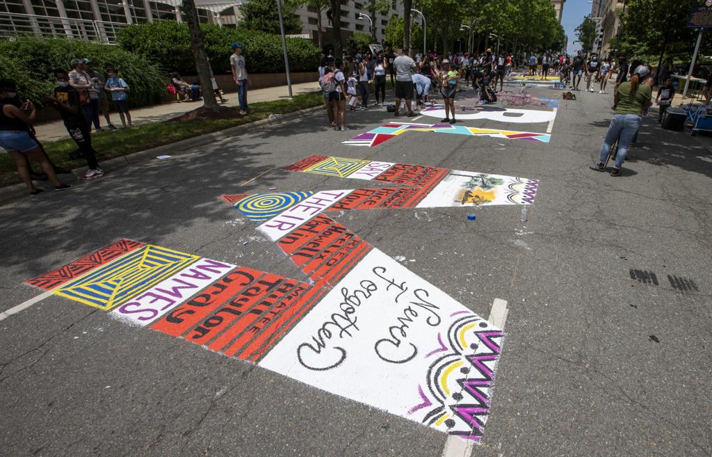 Photos End Racism Now Mural Painted On Main Street In Winston Salem Local News Journalnow Com