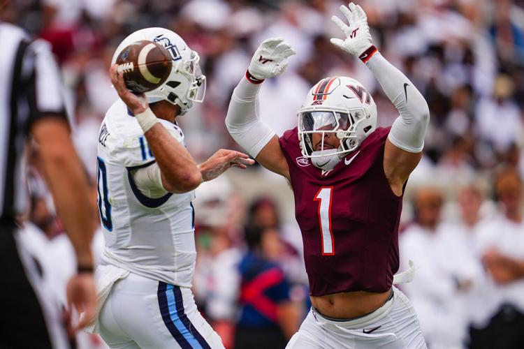 Flowers named semifinalist for prestigious William V. Campbell Trophy