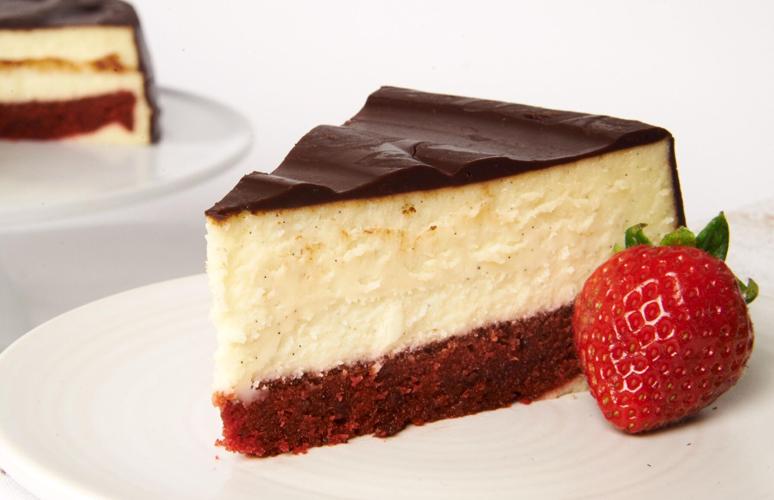 Strawberry Red Velvet Cheesecake