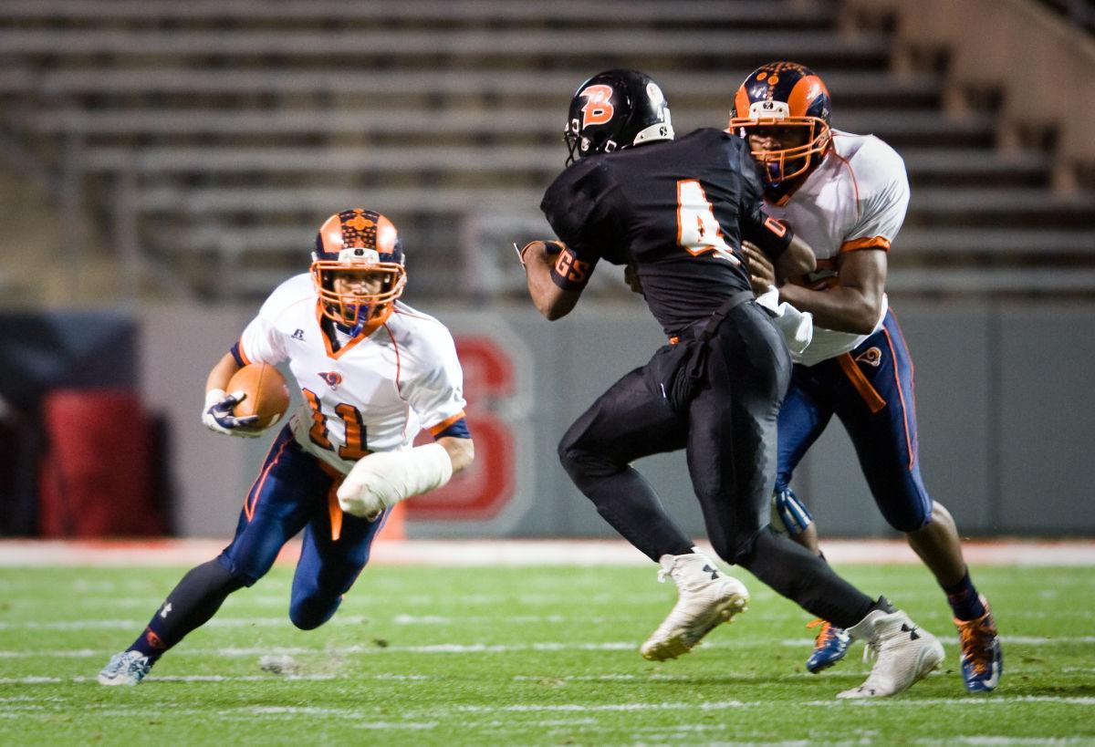 WallaceRose Hill 34, Starmount 21 Galleries