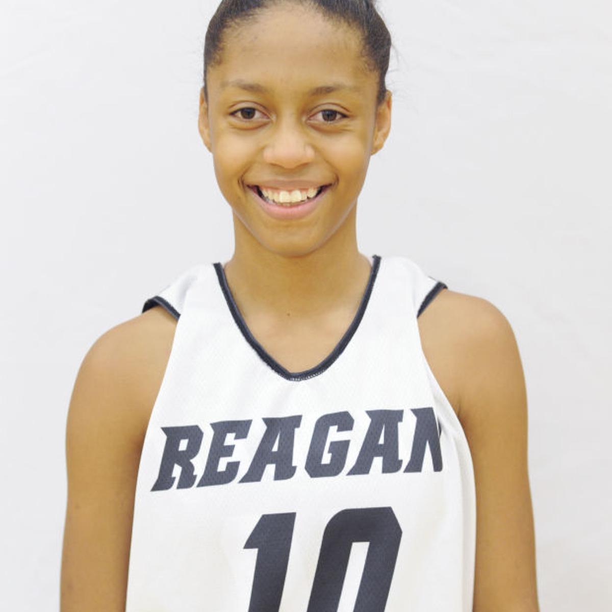 Focus On Jasmine Adams High School Journalnow Com