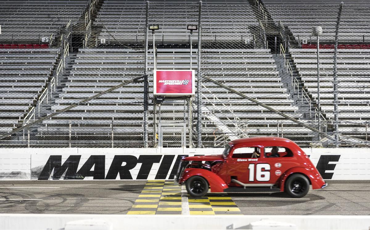 Martinsville Speedway Memories A Look Back At The Paperclip Journalnow Com