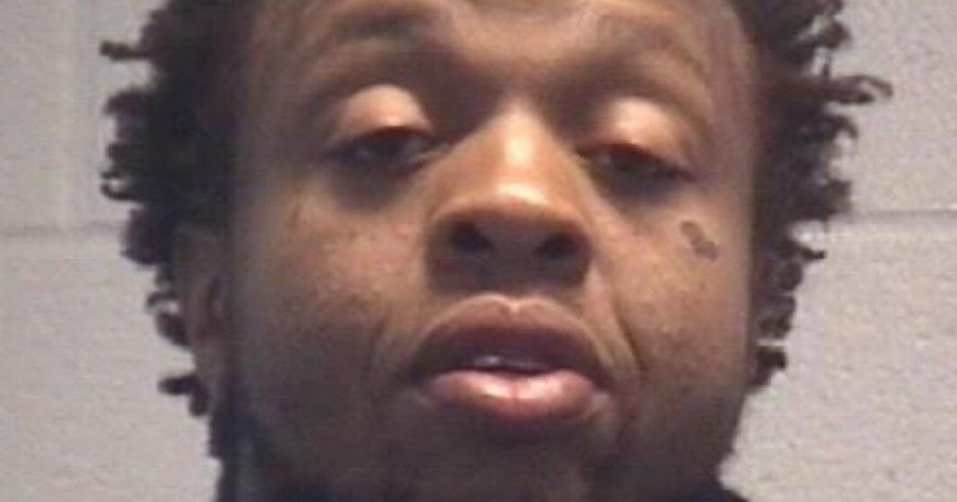Lexington police arrest a man wanted on several charges