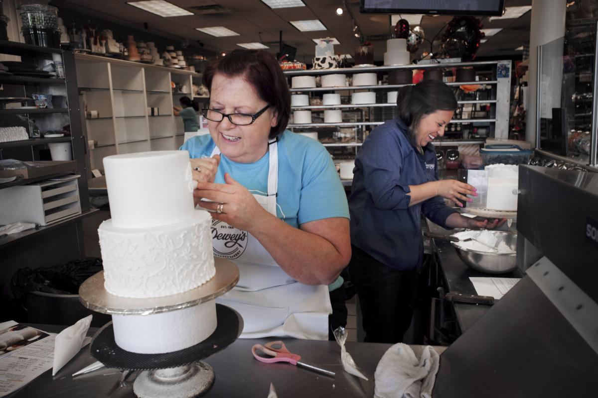 Local Bakers And Bakeries Find Wedding Cake Business Deliciously
