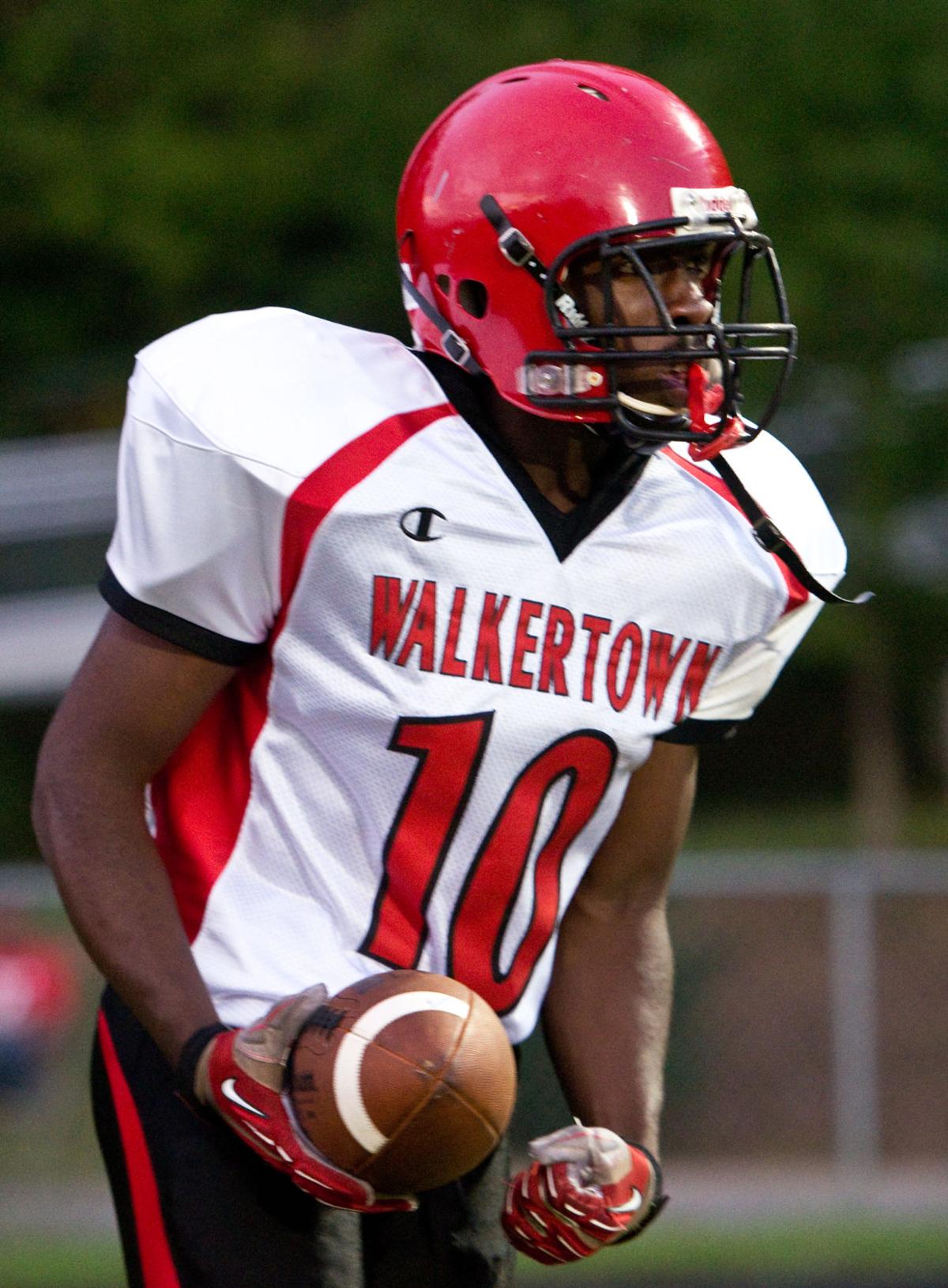 Walkertown 42, WinstonSalem Prep 28 High School