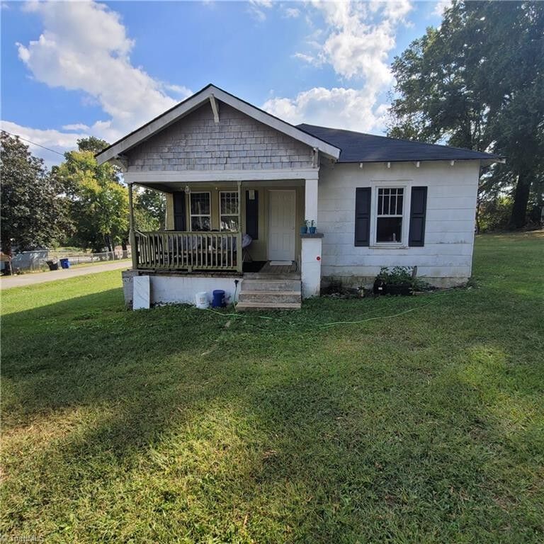 3 br, 2 bath House - 1614 Waughtown St - - House Rental in Winston-Salem,  NC