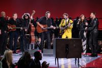 Blake Shelton jam Elvis