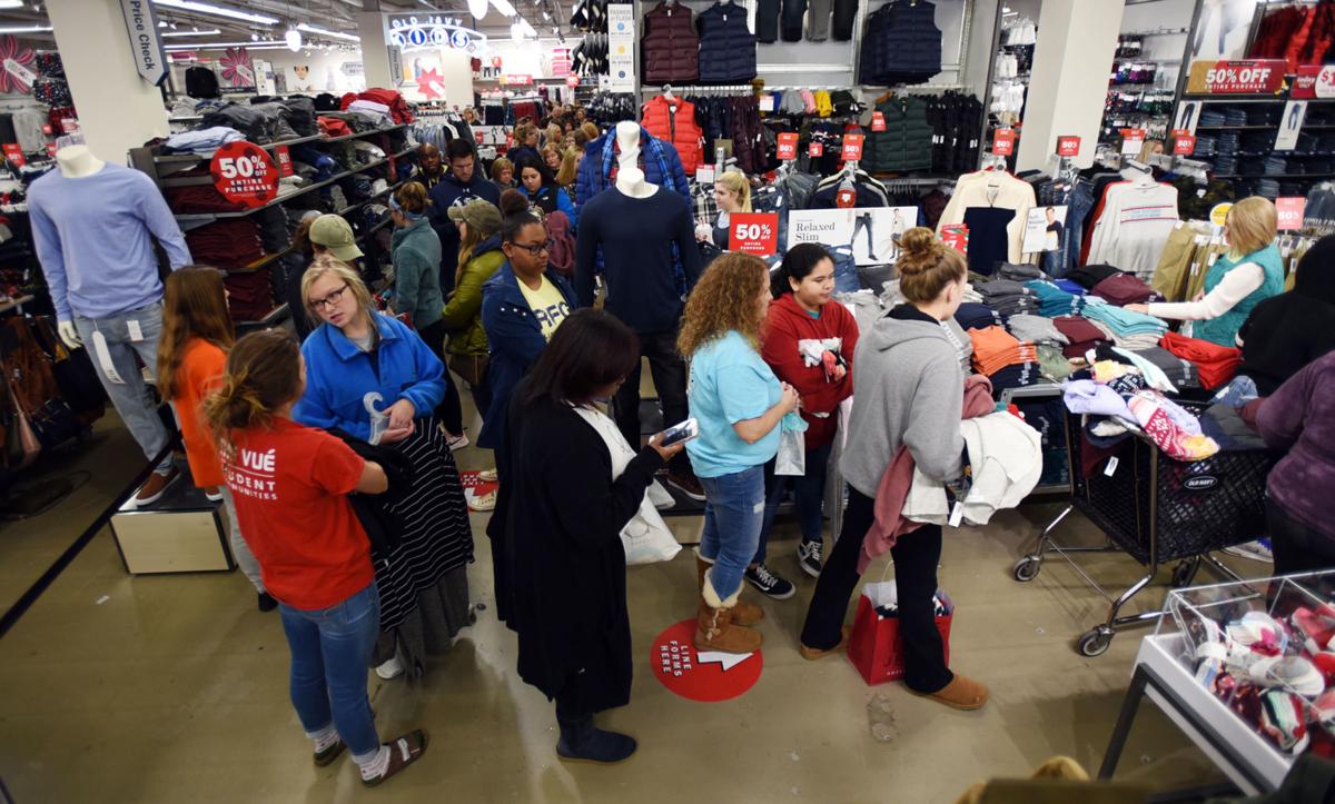 Black Friday Busy But Not As Busy As In Years Past As Shoppers Go Mobile For Deals Business News Journalnow Com