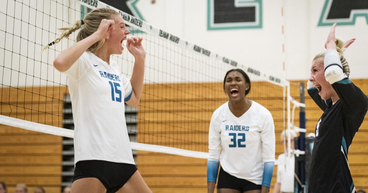 Reagan volleyball players receive All-American honors