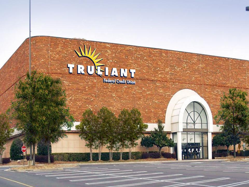 Hanes Mall Reaches Crossroads With Shift In Two Anchor Spaces Journalnow Com