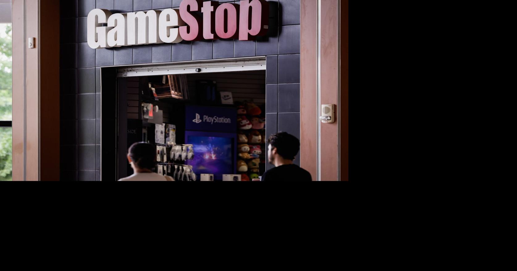 Police: Man armed with machete charged in robbery of GameStop at Hanes Mall