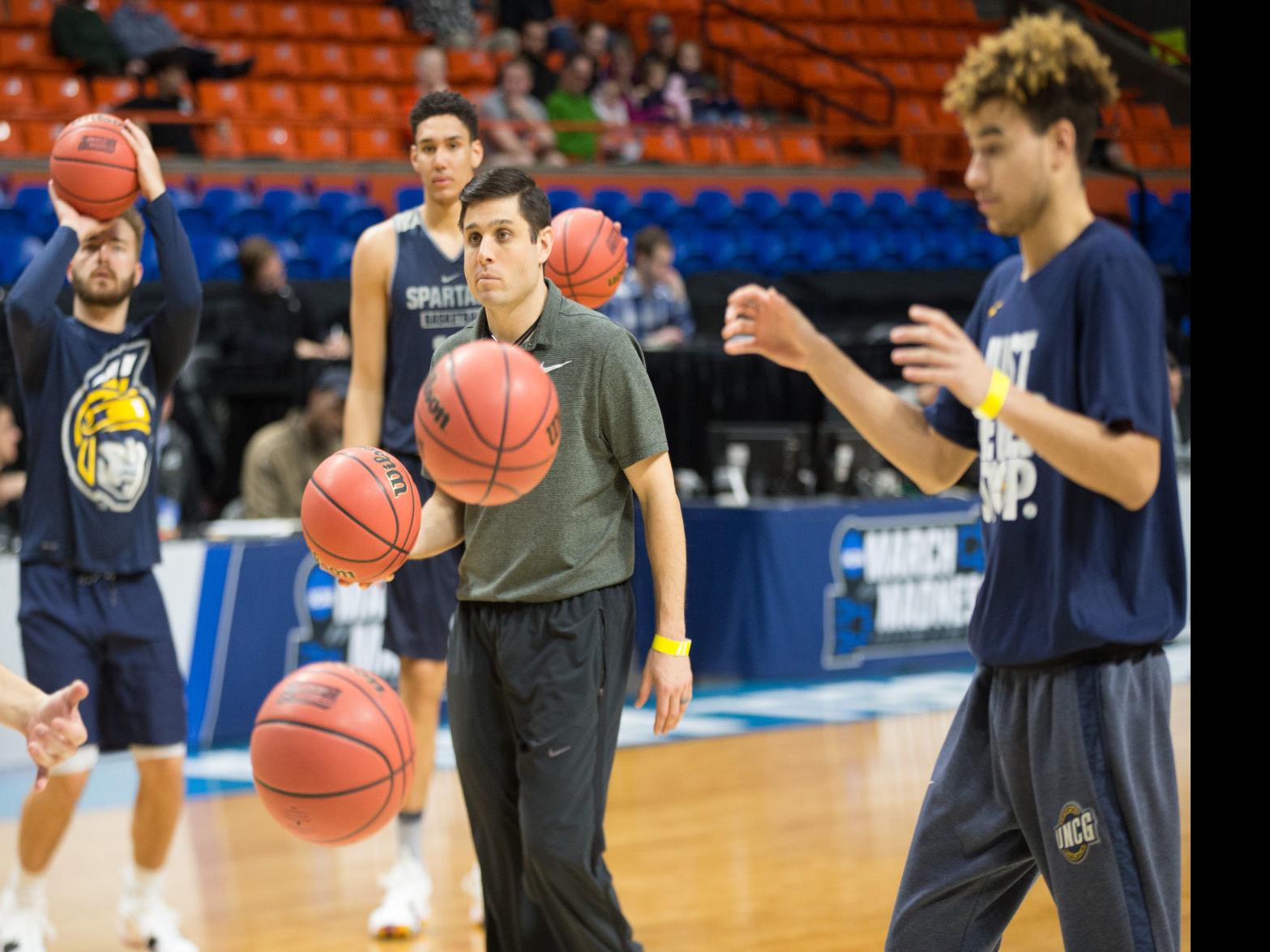 Uncg Agrees To Seven Year Contract Extension With Wes Miller