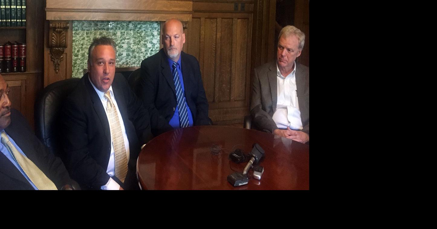 Mocksville police officers who won 4.1 million verdict want their jobs