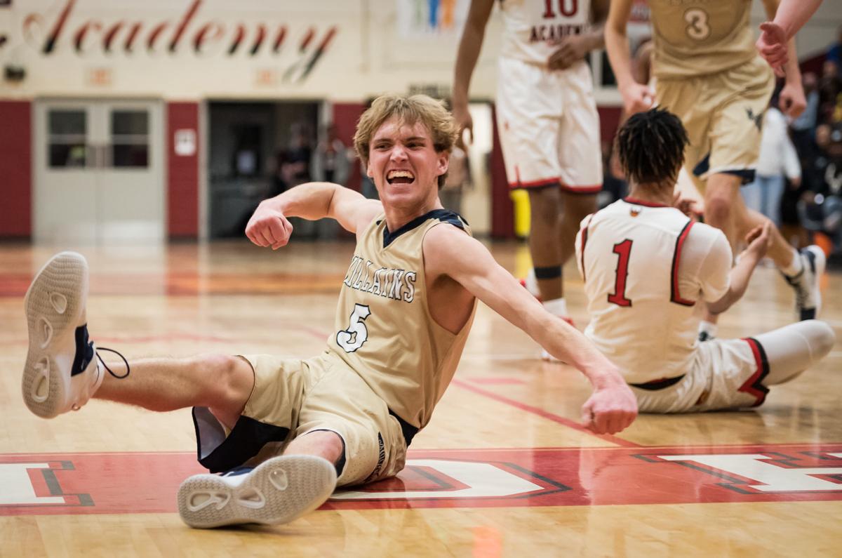 Bishop Mcguinness Beats Winston Salem Prep To Advance In Playoffs