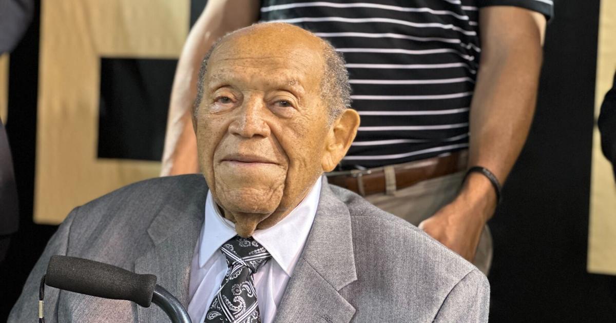 Wake Forest Law Clinic Helps Correct Veteran s Military Record After wake-forest-law-clinic-helps-correct-veteran-s-military-record-after