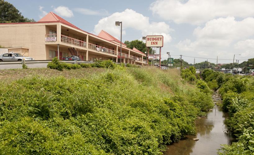 Move to turn Budget Inn on Peters Creek Parkway into mixeduse