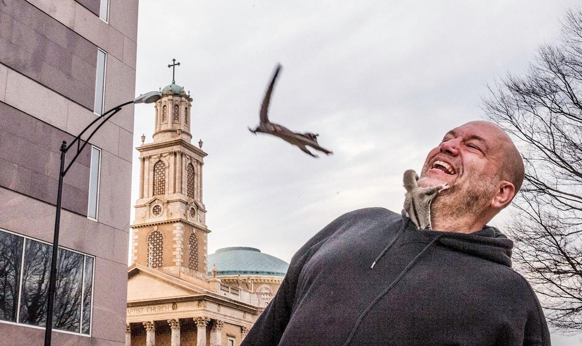 Man with Pet Sugar Gliders | Galleries | journalnow.com