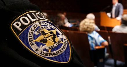 Texas police officer holds innocent family at gunpoint after making typo while running plates Texas police officer holds innocent family at gunpoint after making typo while running plates