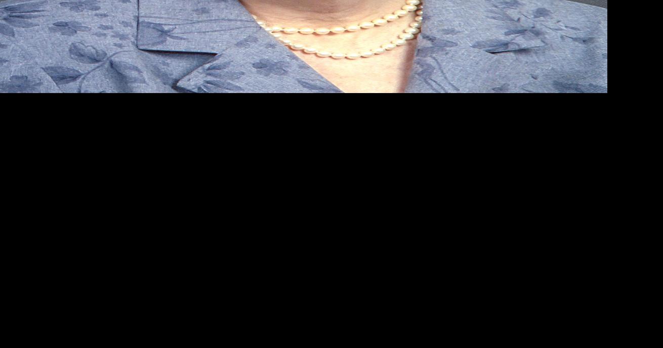 Hahn, Beatrice Evelyn