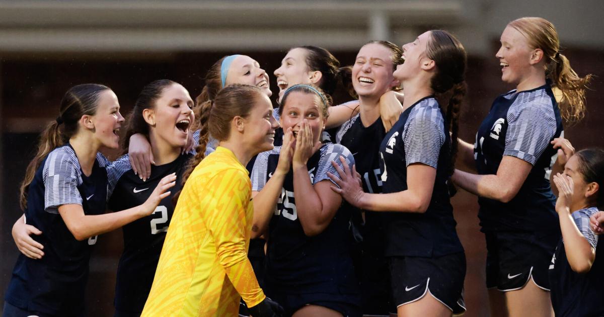Mount Tabor girls soccer heading to 6-A regional final after overtime win over T.C. Roberson