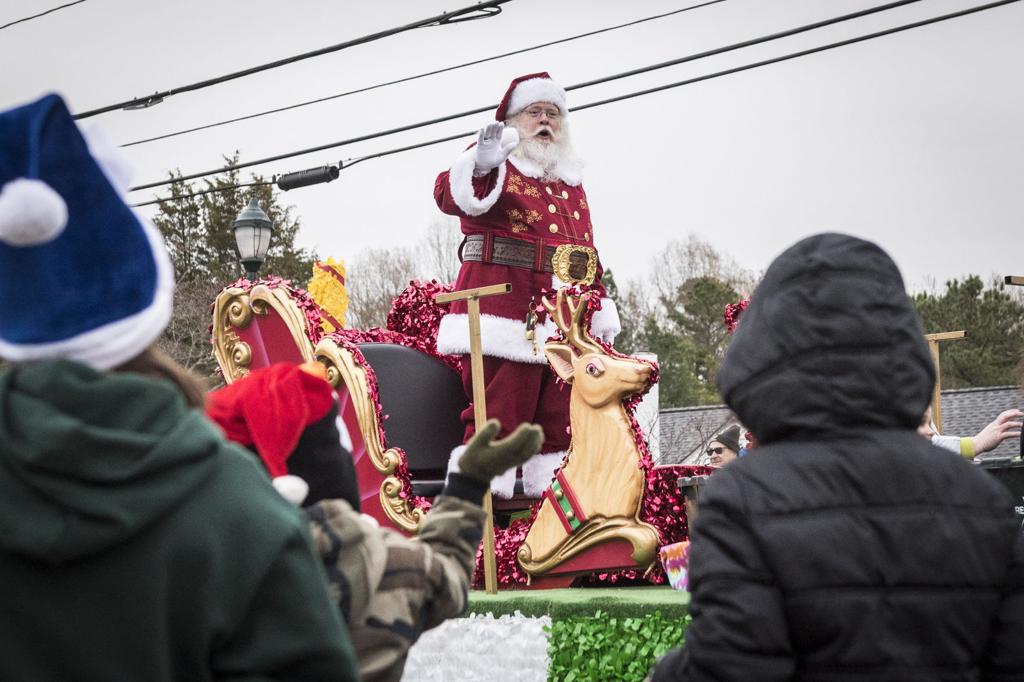 Mocksville Nc Christmas Parade 2022 Lewisville Celebrates With Annual Christmas Parade | Local News |  Journalnow.com