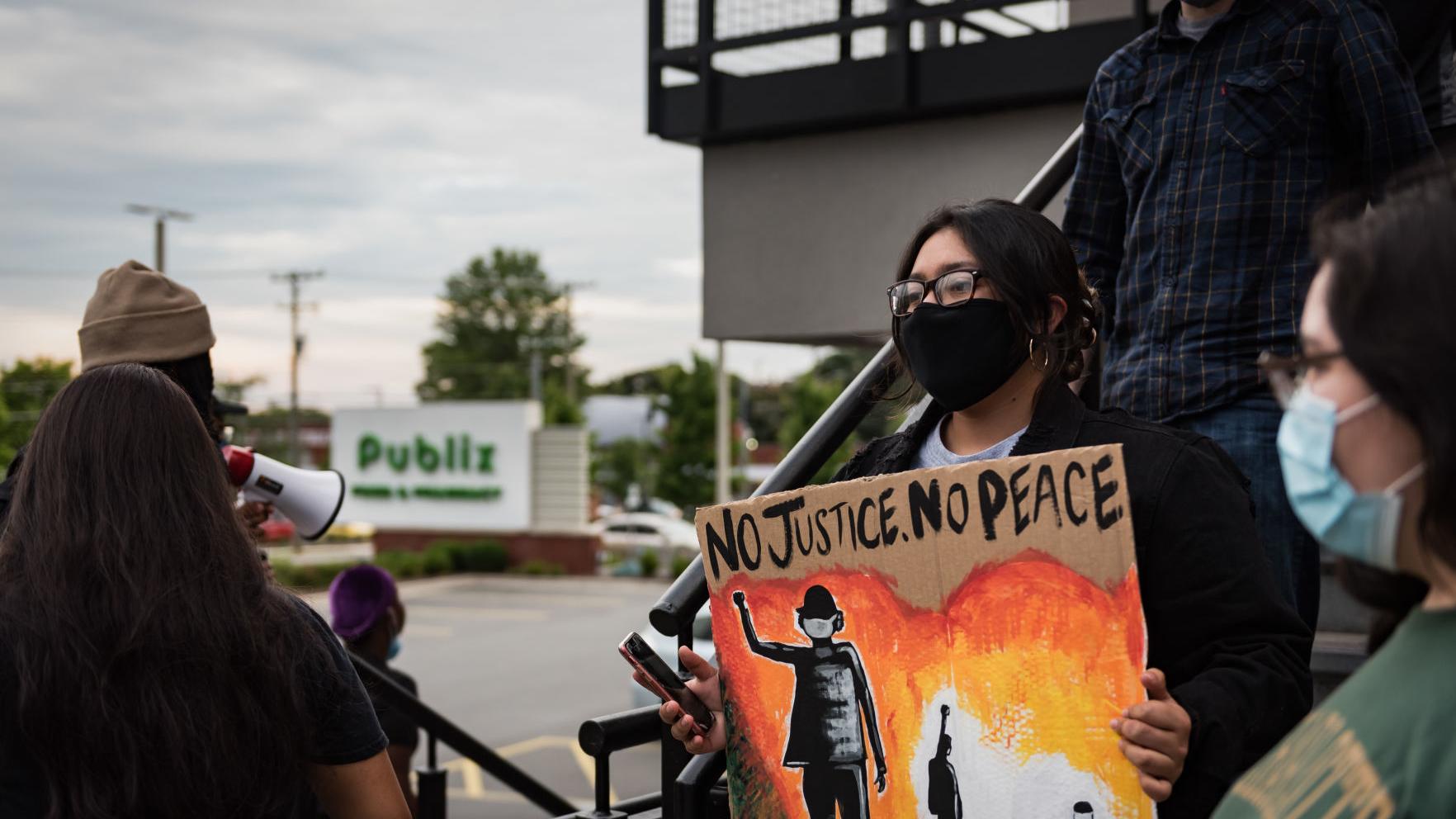 Photos Protests At Publix And Mayor S Home In Winston Salem On June 30 Galleries Journalnow Com