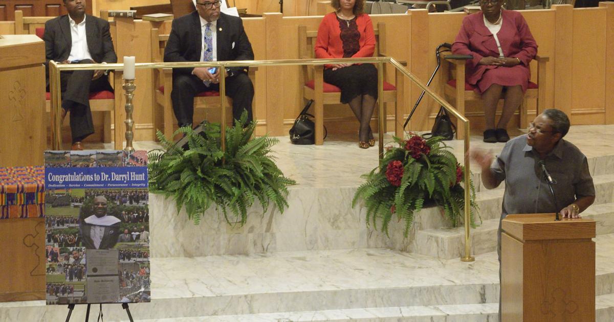 Pastor Rravis Hunt Hunt vigil displays his role in community unity