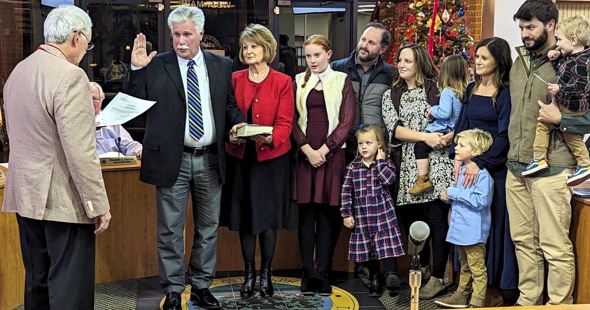 Isom sworn in as Wilkesboro mayor | News | journalpatriot.com