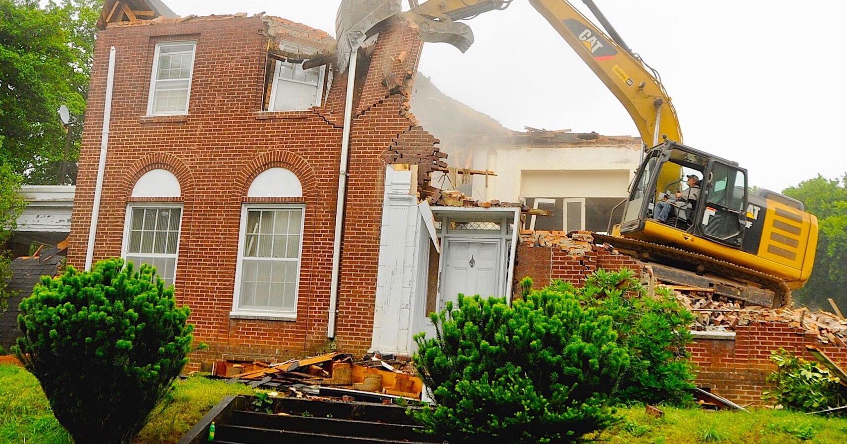 Demolition stirs looking back and ahead - Vimarsana News