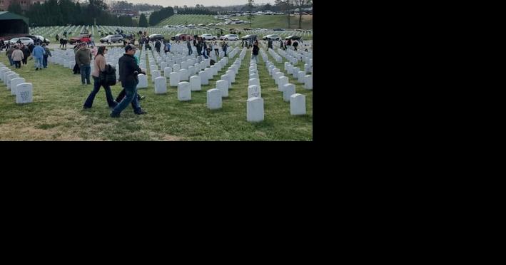 Wreaths put on over 3,000 graves of vets - Vimarsana News