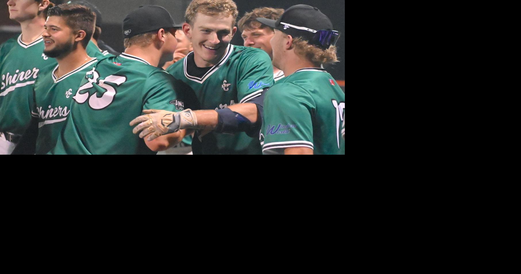 Moonshiners go 3-2 in weekly games