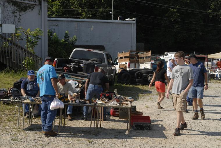 Cattle sale flea market in North Wilkesboro on Labor Day 2016