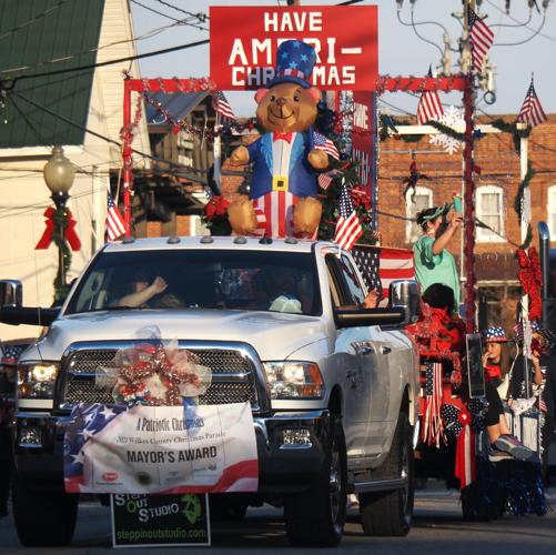 Wilkesboro Christmas Parade 2022 Big Holiday Parade Crowd Gathers Saturday | News | Journalpatriot.com
