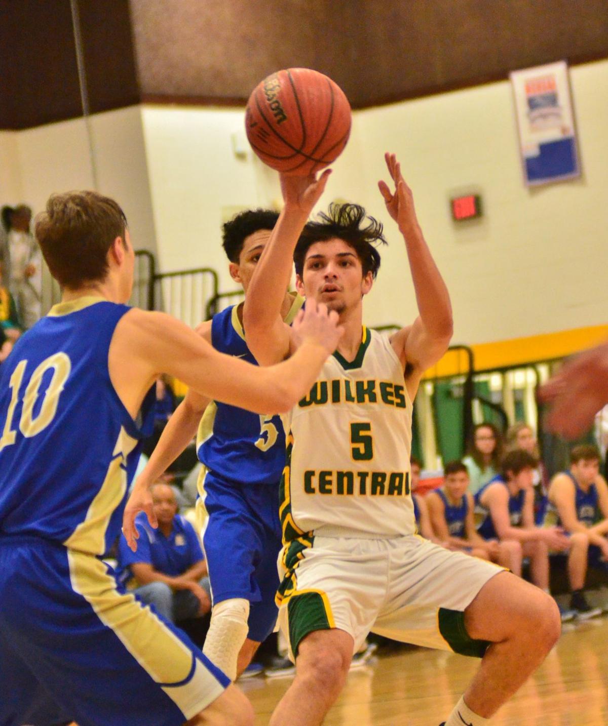 Hot Start Spurs Wilkes Central Past Elks Sports Journalpatriot Com
