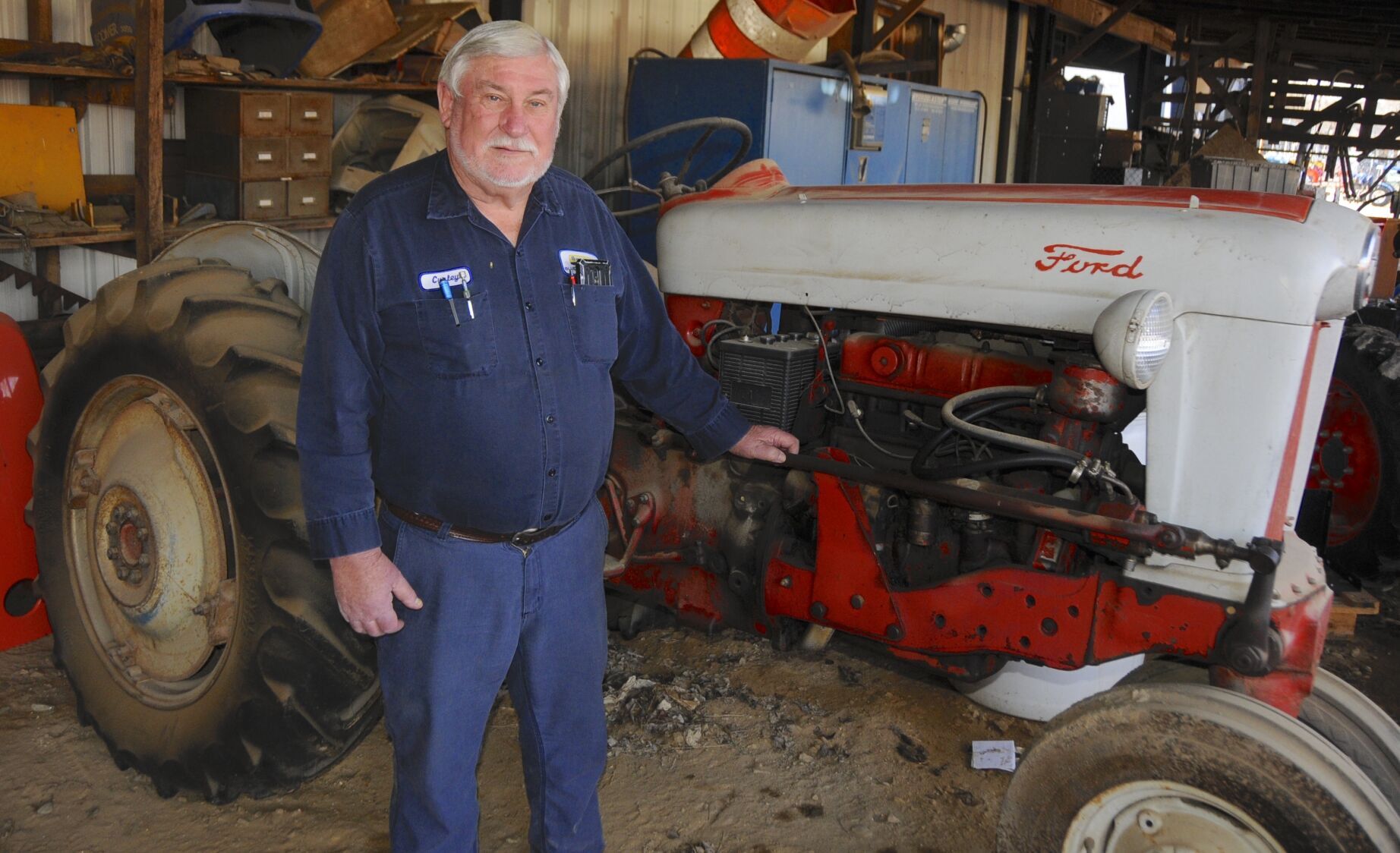 Ford 2024 tricycle tractor