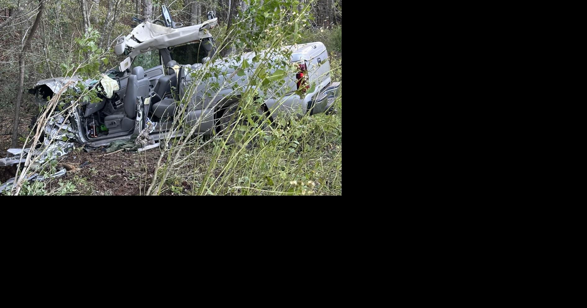 Driver receives life-threatening injuries in wreck | News ...