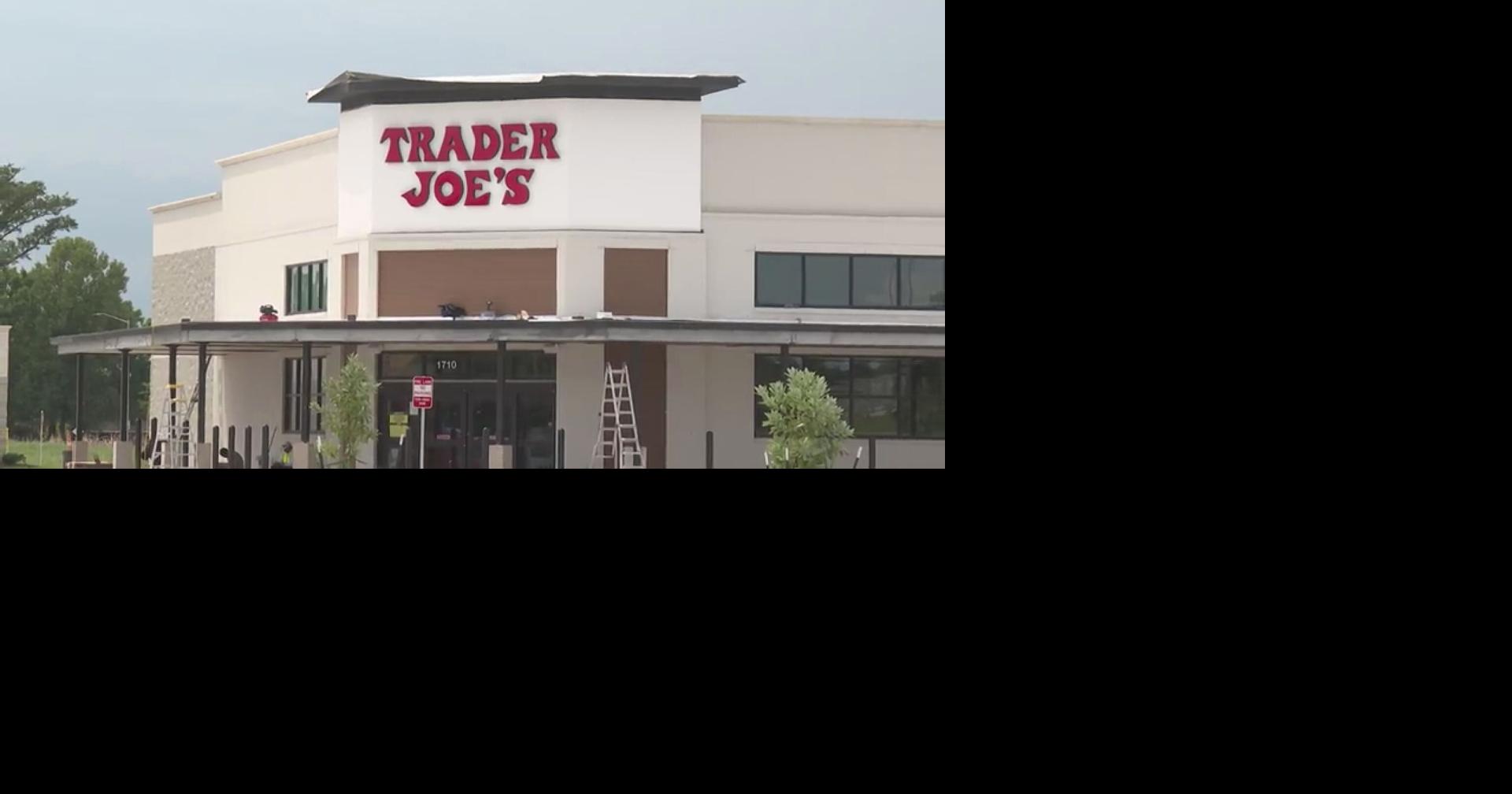 Trader Joe's signage goes up as Lafayette store nears opening