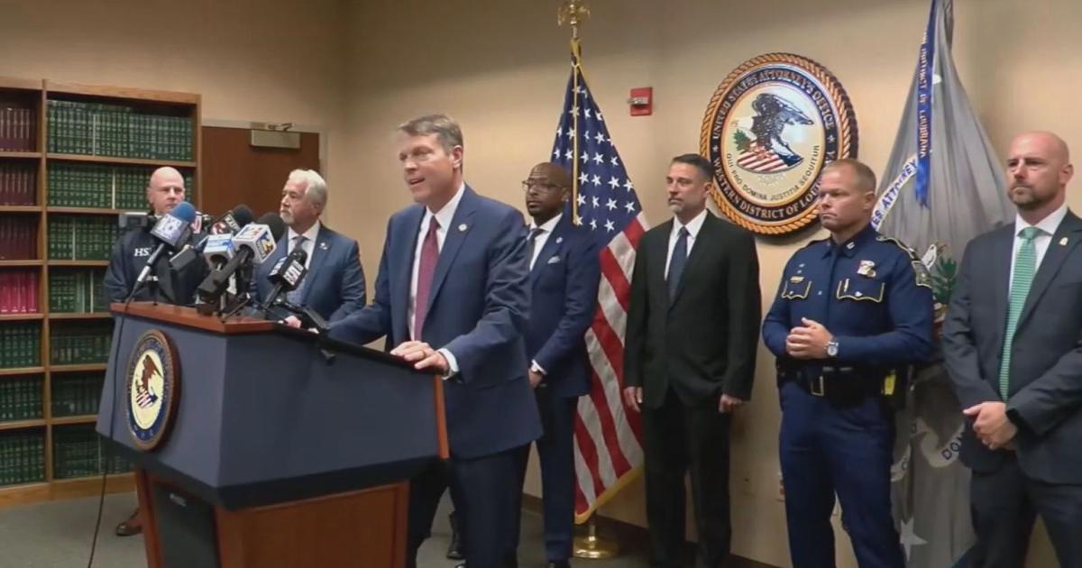 Louisiana law enforcement officers & business owner indicted on bribery, fraud charges