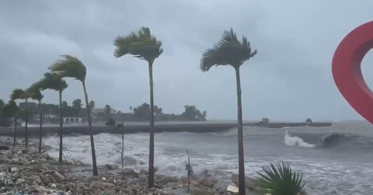 Category 5 Hurricane Melissa bears down on Jamaica; threatens to be island's strongest recorded storm