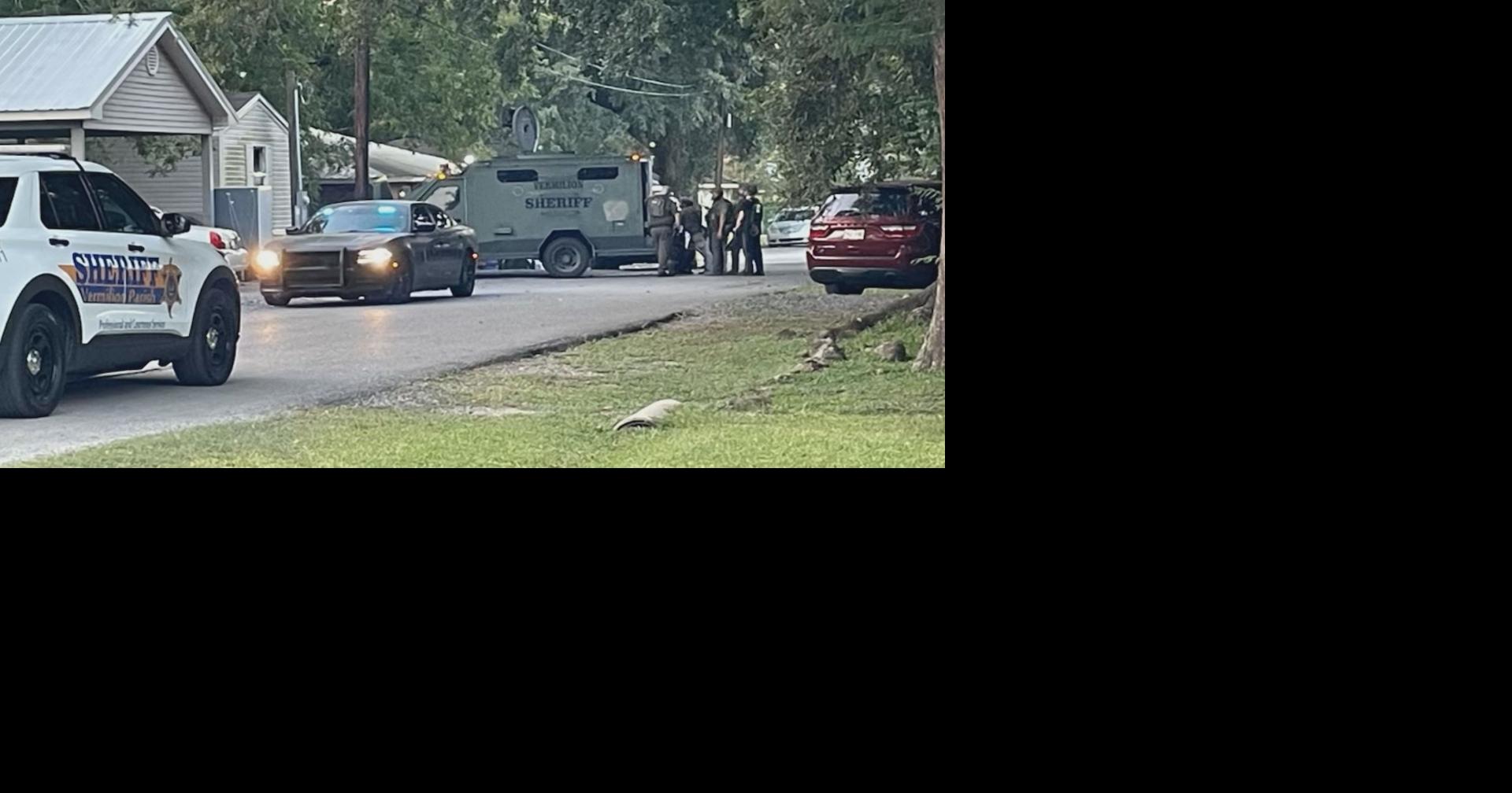 Abbeville standoff ends with barricaded man surrendering to authorities