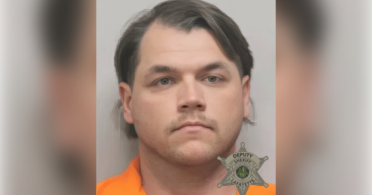 Lafayette Parish Sheriff’s Office deputy charged with cruelty to a