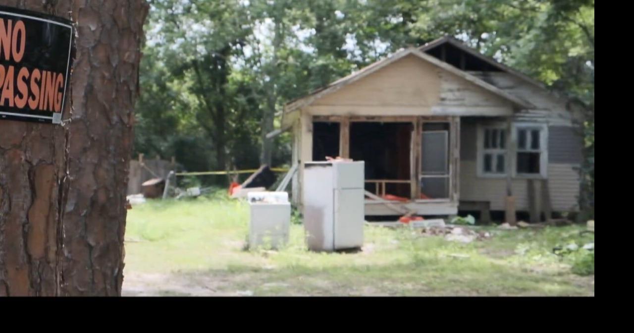Lafayette Parish deputies shoot, kill armed robbery suspect while