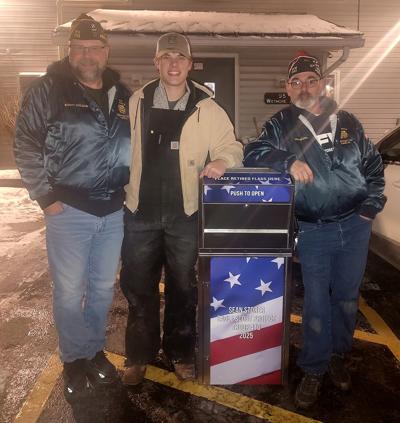 Bradford Eagle Scout gifts new Flag Box to VFW in Kane