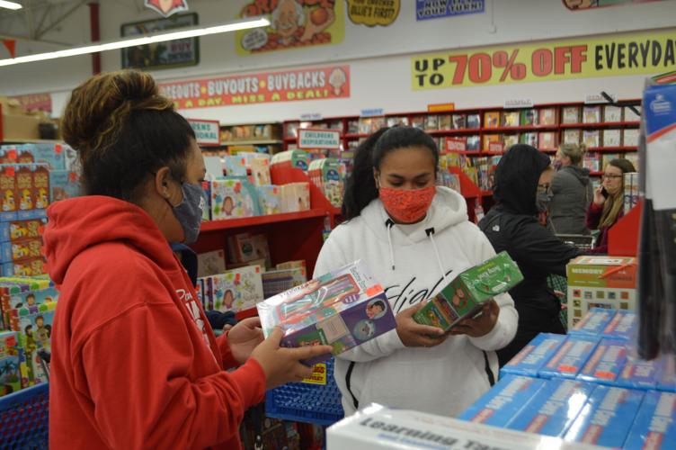 Now open: National bargain retailer welcomes patrons in ...