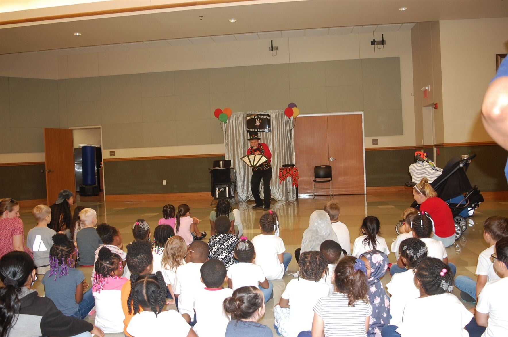 Magician performs at Harker Heights Library - Vimarsana News