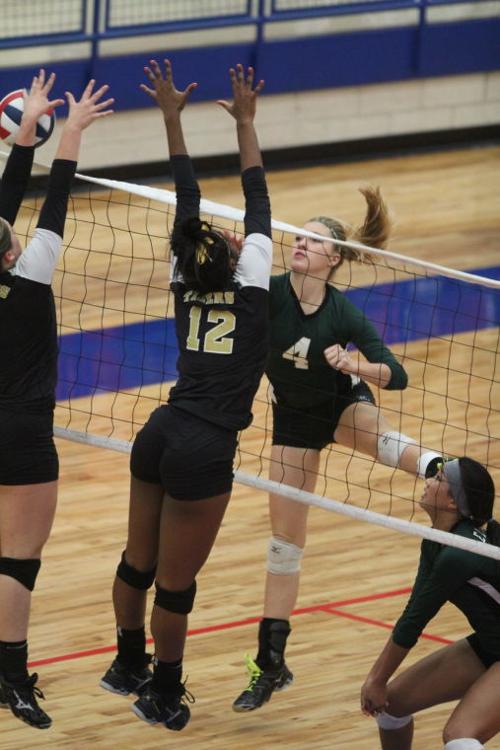 EllisonMansfieldVolleyball51.JPG