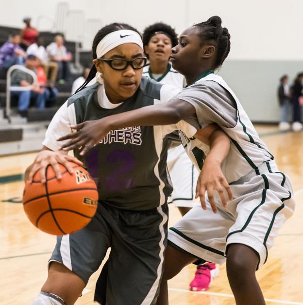 Middle School Basketball Cooks Lead Manor 8a To Win In 2nd Round