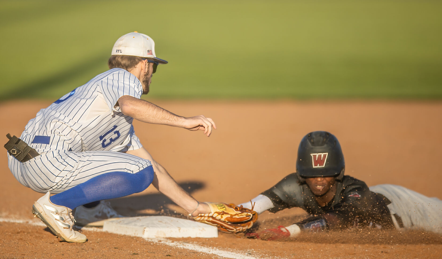 Pflugerville Weiss dominates Cove 13-7 with heroic T.Y. Fulford in extra innings