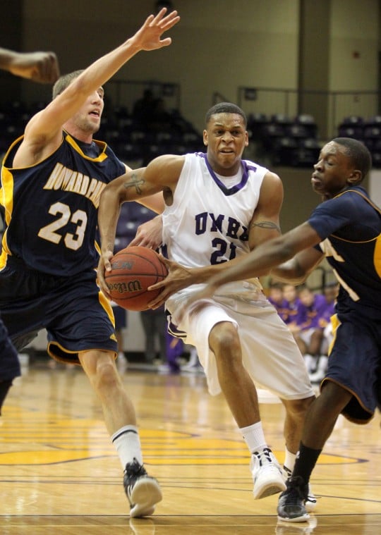 Year in Photos - UMHB Basketball